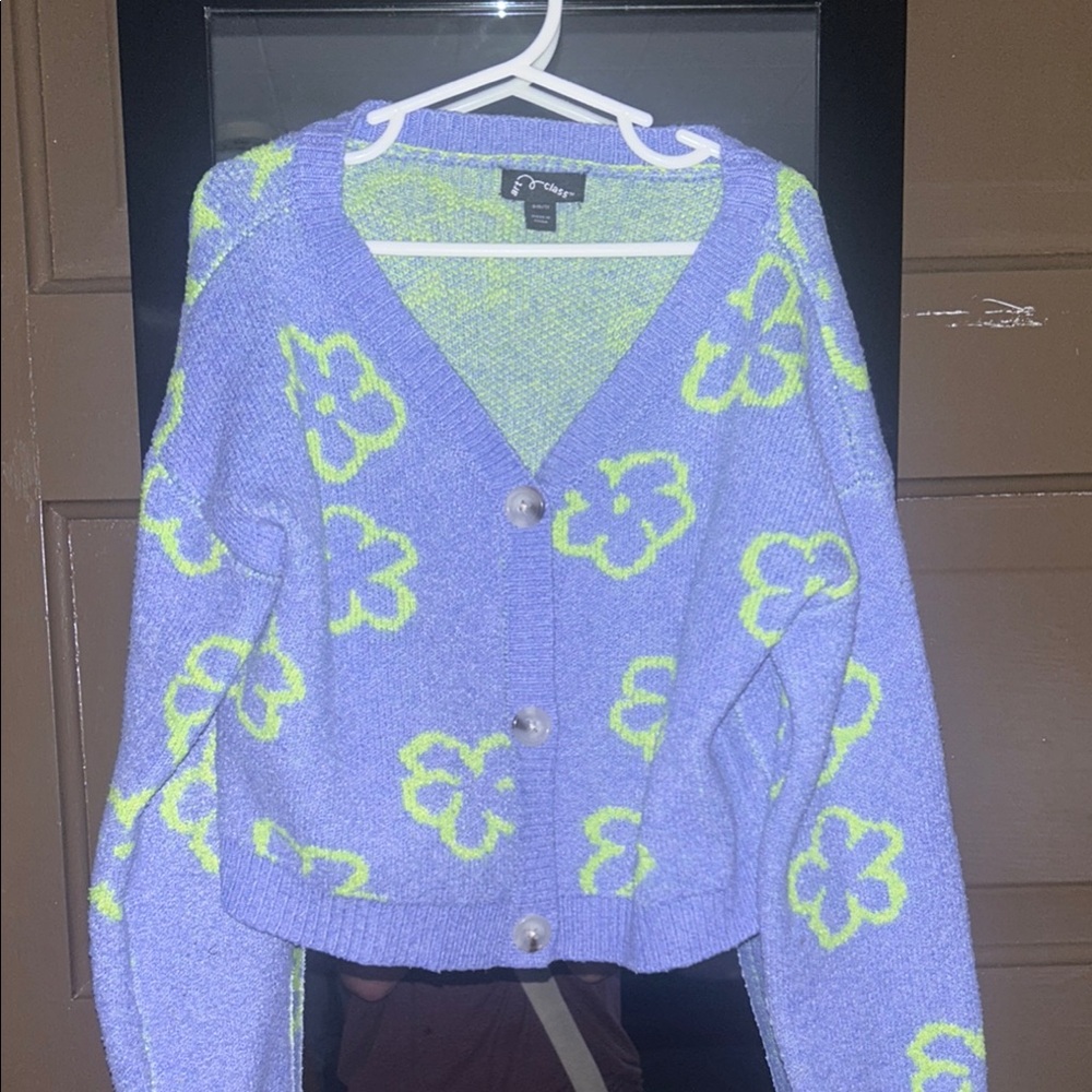 Art Class; size small 6/7